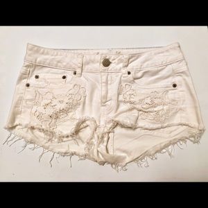 American eagle white shorts